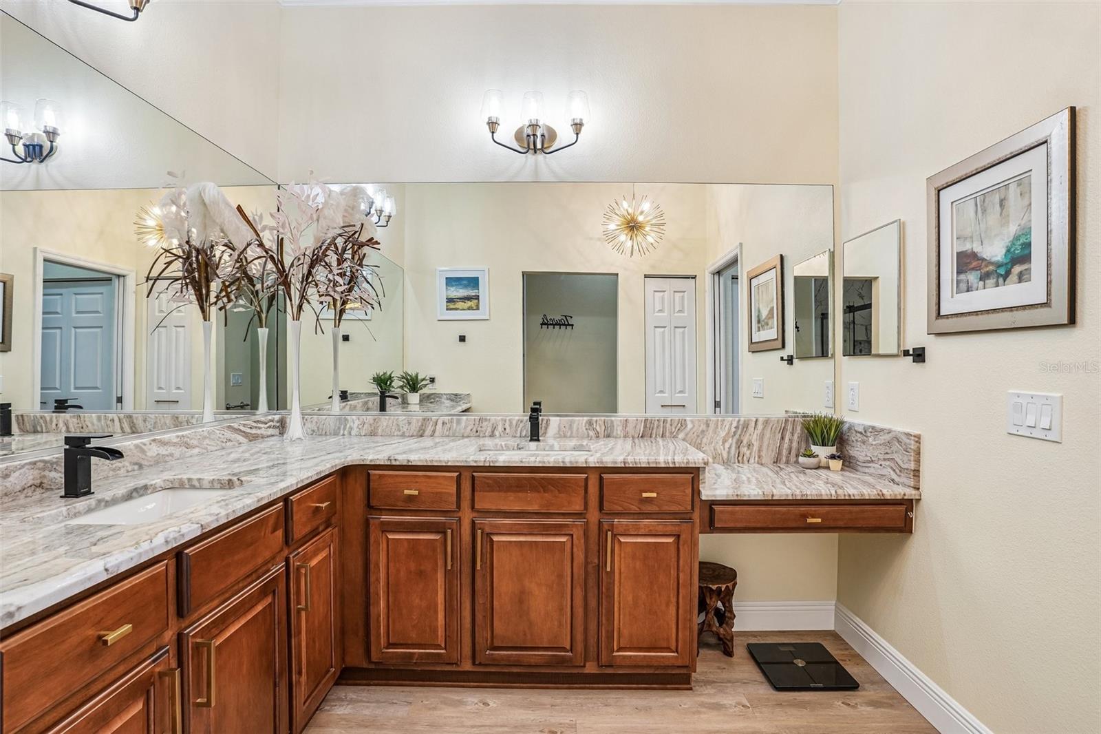10199 MAINSAIL DR, OXFORD, FL, 34484