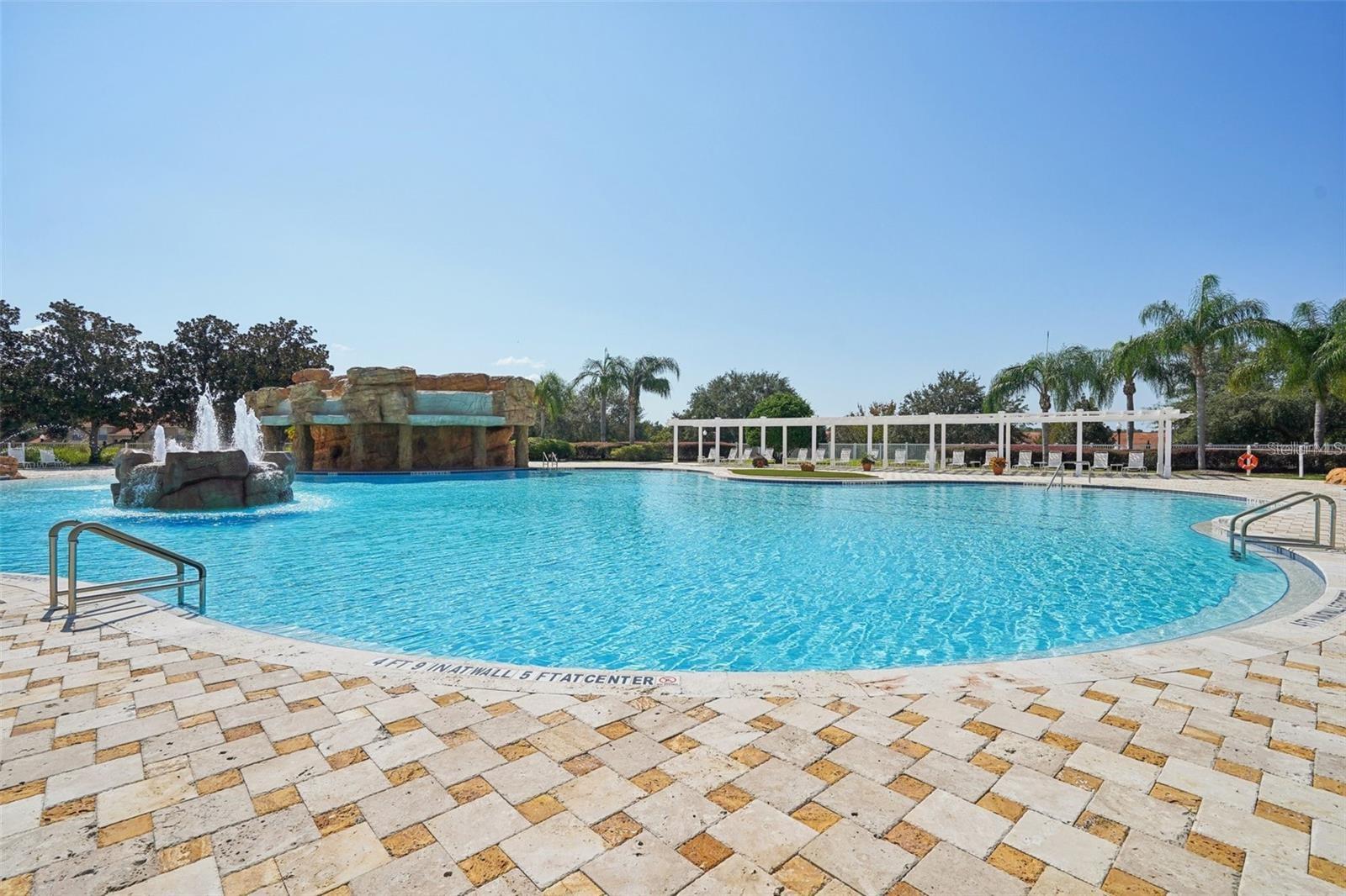 10199 MAINSAIL DR, OXFORD, FL, 34484