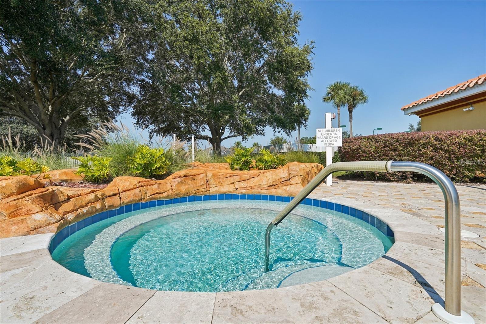 10199 MAINSAIL DR, OXFORD, FL, 34484