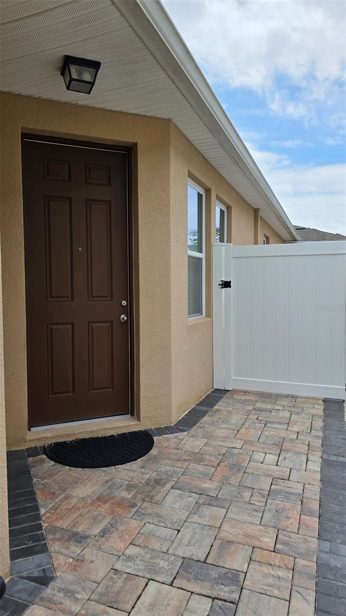 1898 RUSTIC FALLS DR, KISSIMMEE, FL, 34744