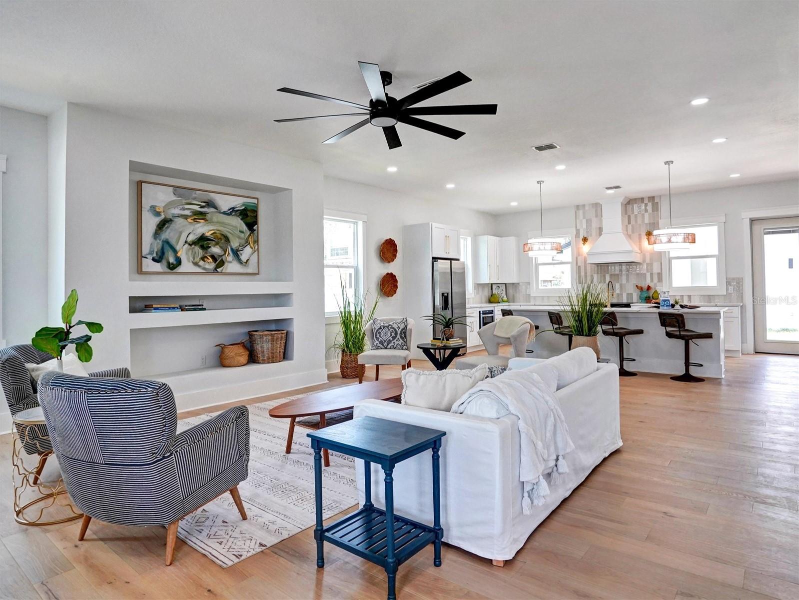 1420 36TH AVE N, ST PETERSBURG, FL, 33704