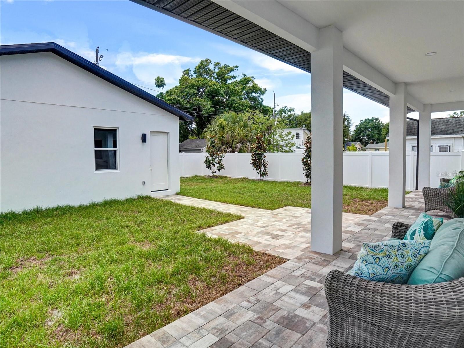 1420 36TH AVE N, ST PETERSBURG, FL, 33704
