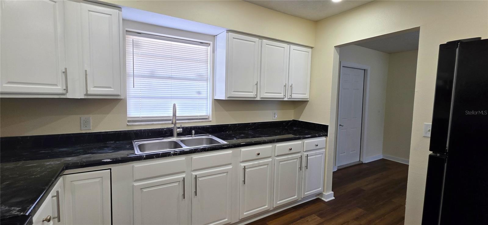 2417 WISHING WELL CIR, TAMPA, FL, 33619