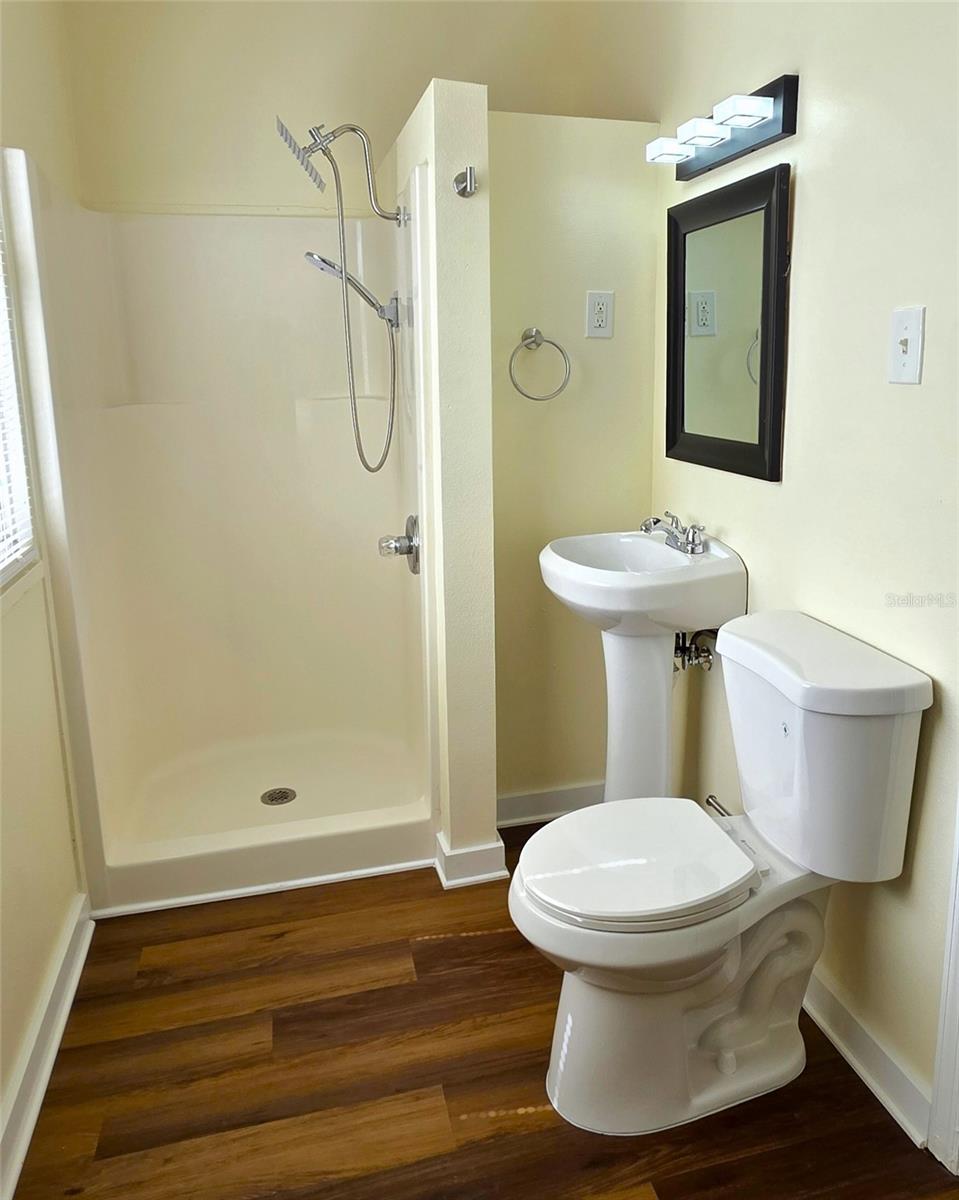 2417 WISHING WELL CIR, TAMPA, FL, 33619