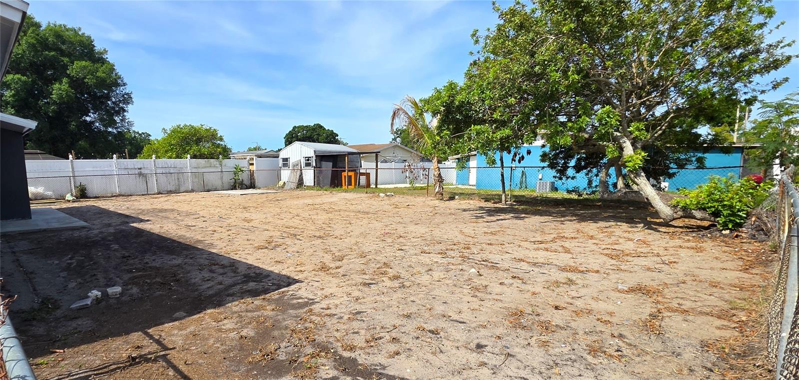 2417 WISHING WELL CIR, TAMPA, FL, 33619