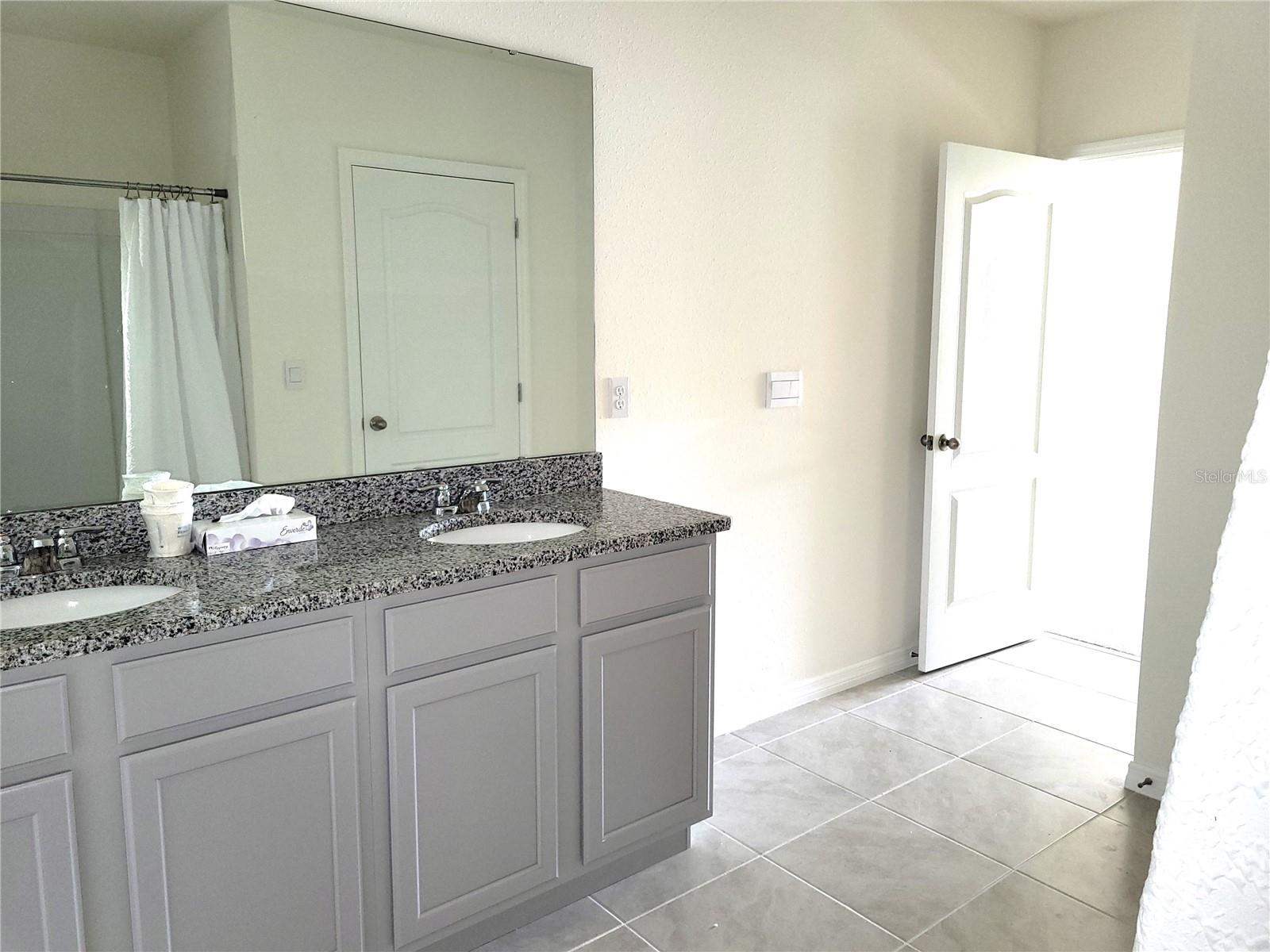 420 NOBLE AVE, DAVENPORT, FL, 33837