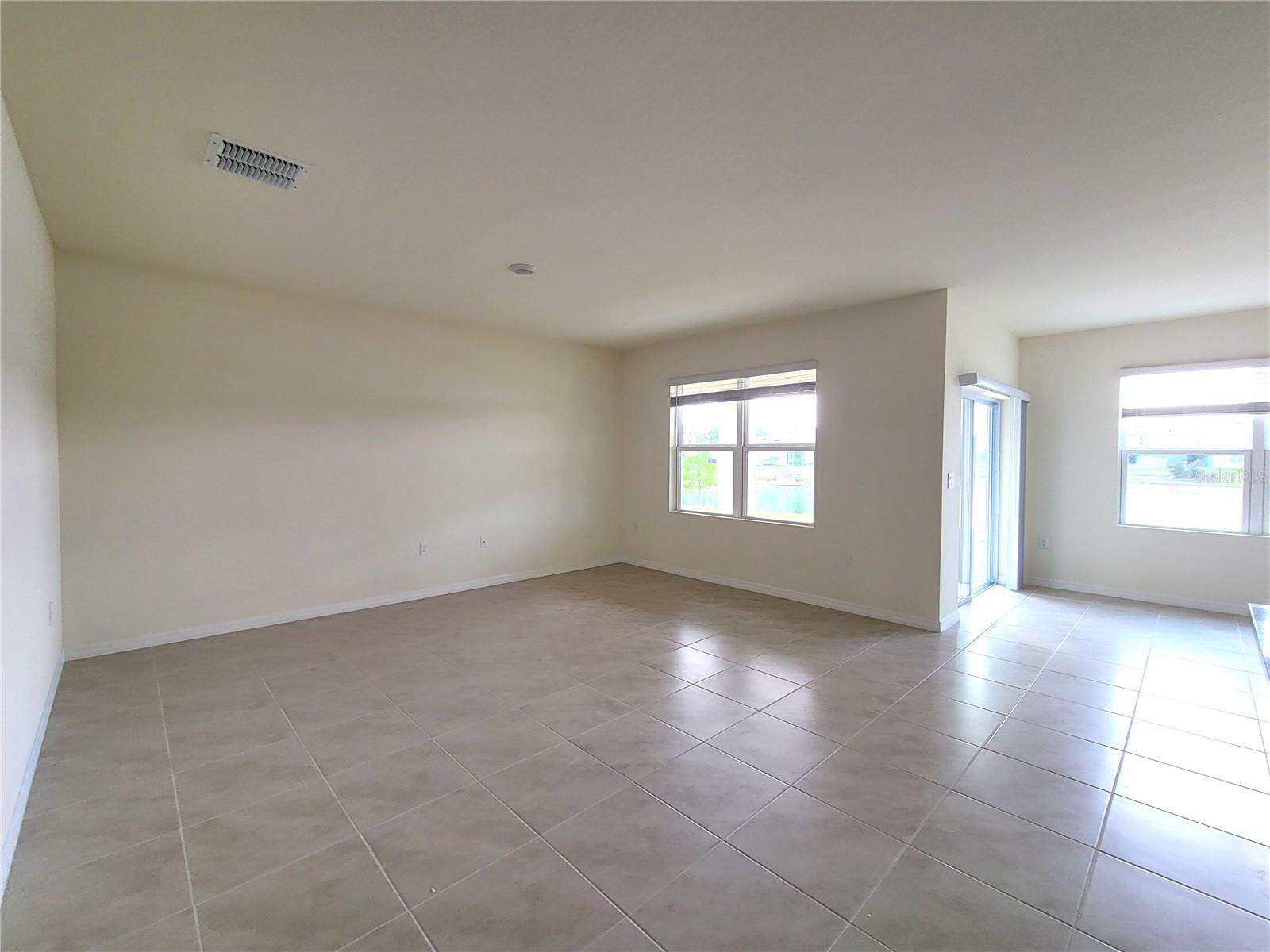 420 NOBLE AVE, DAVENPORT, FL, 33837