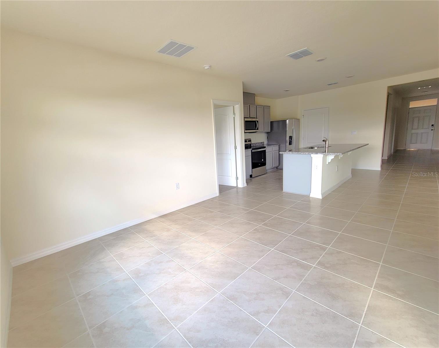 420 NOBLE AVE, DAVENPORT, FL, 33837