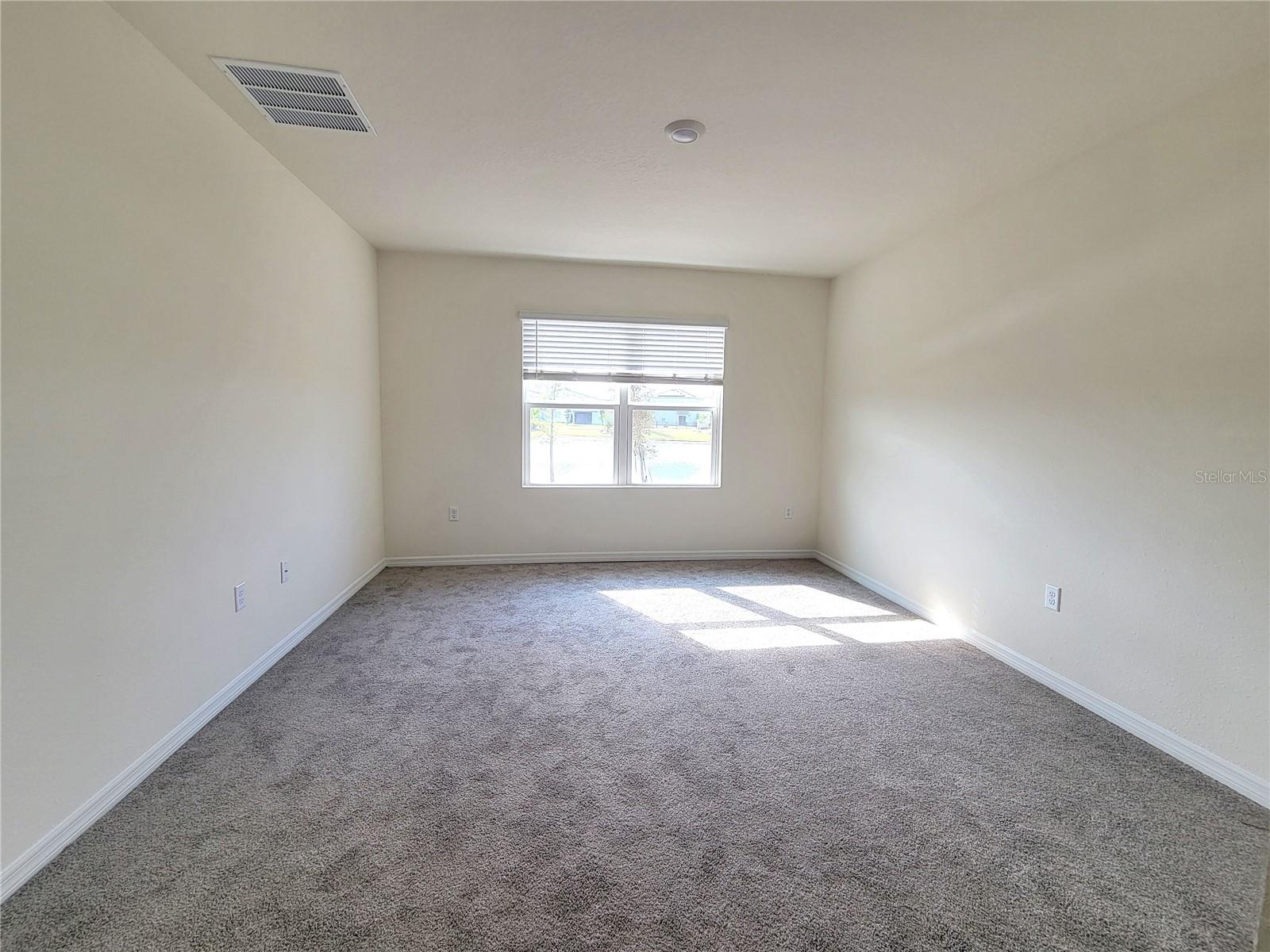 420 NOBLE AVE, DAVENPORT, FL, 33837