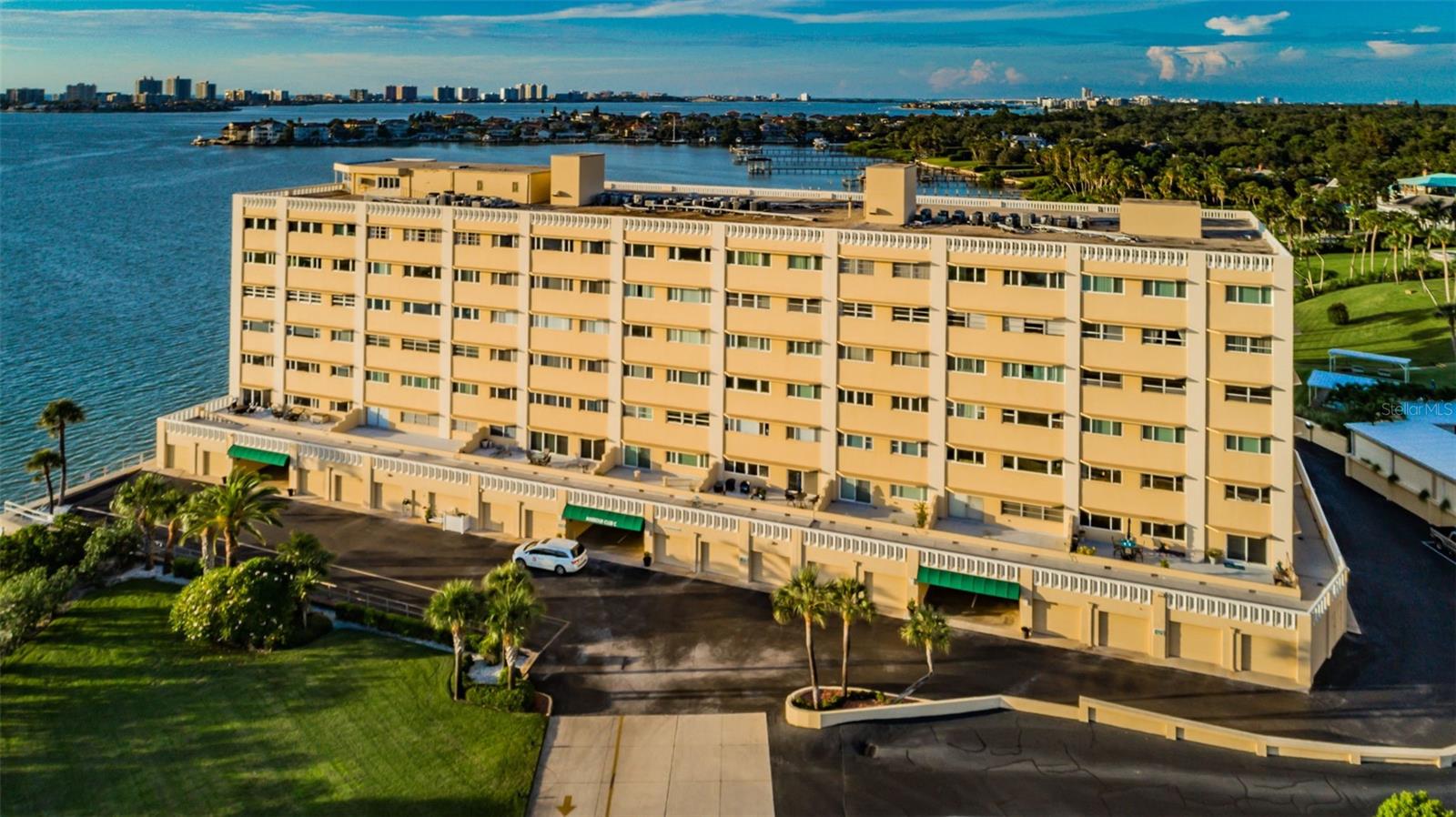 100 BLUFF VIEW DR #608C, BELLEAIR BLUFFS, FL, 33770