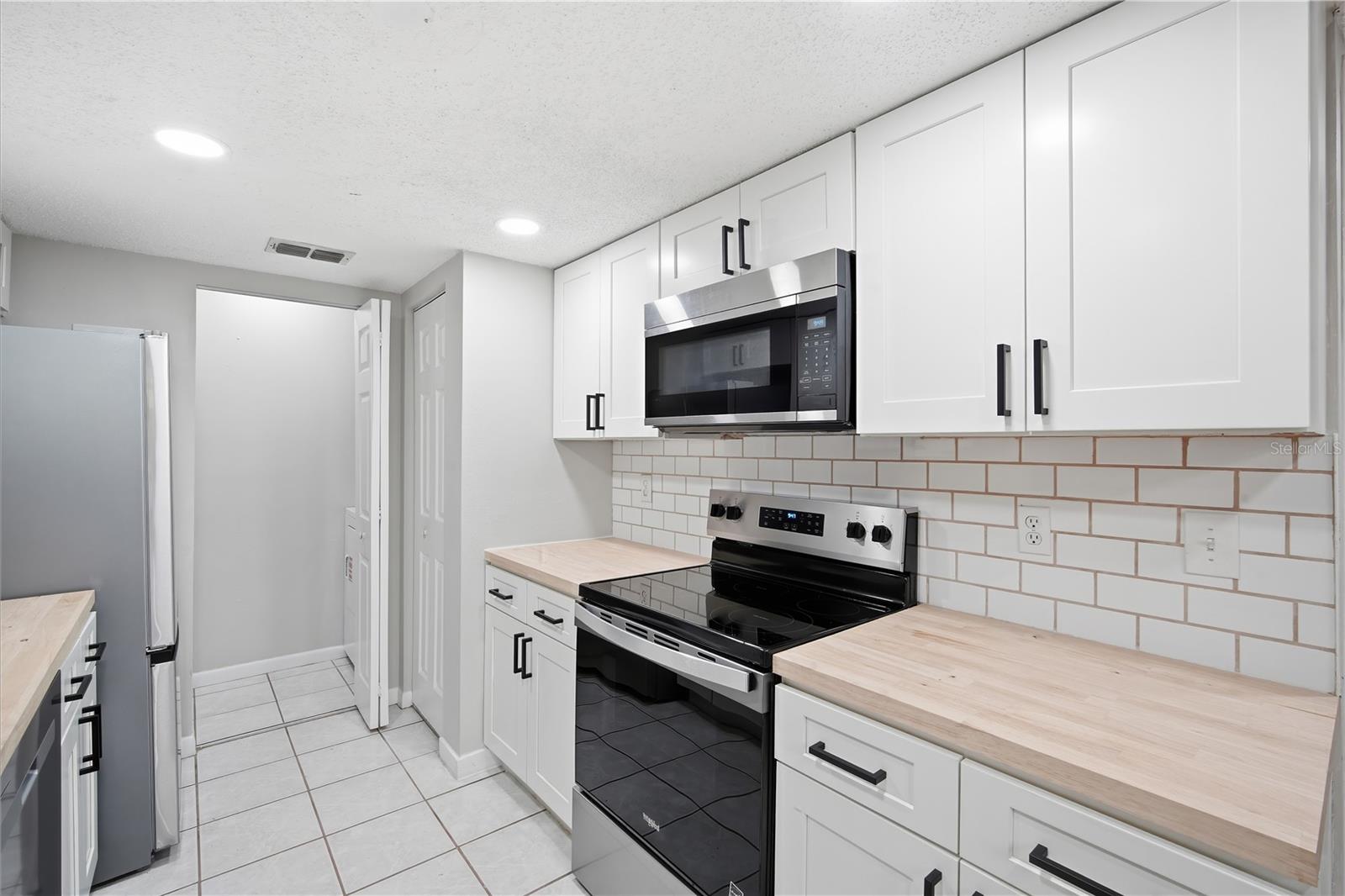 12287 ARMENIA GABLES CIR, TAMPA, FL, 33612