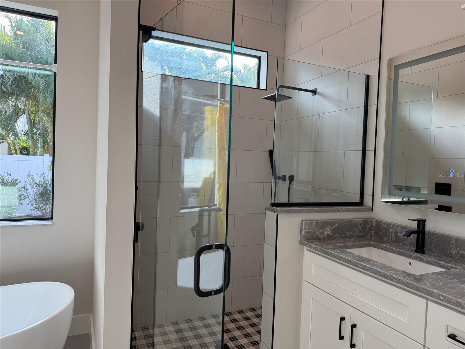 2443 WOOD ST, SARASOTA, FL, 34237