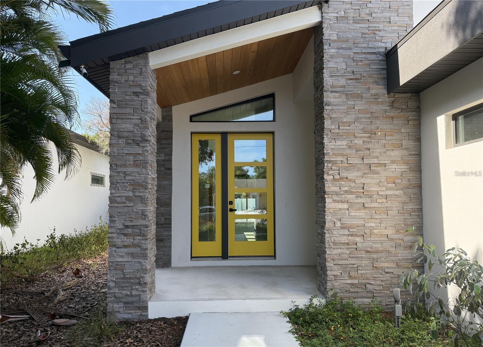 2443 WOOD ST, SARASOTA, FL, 34237