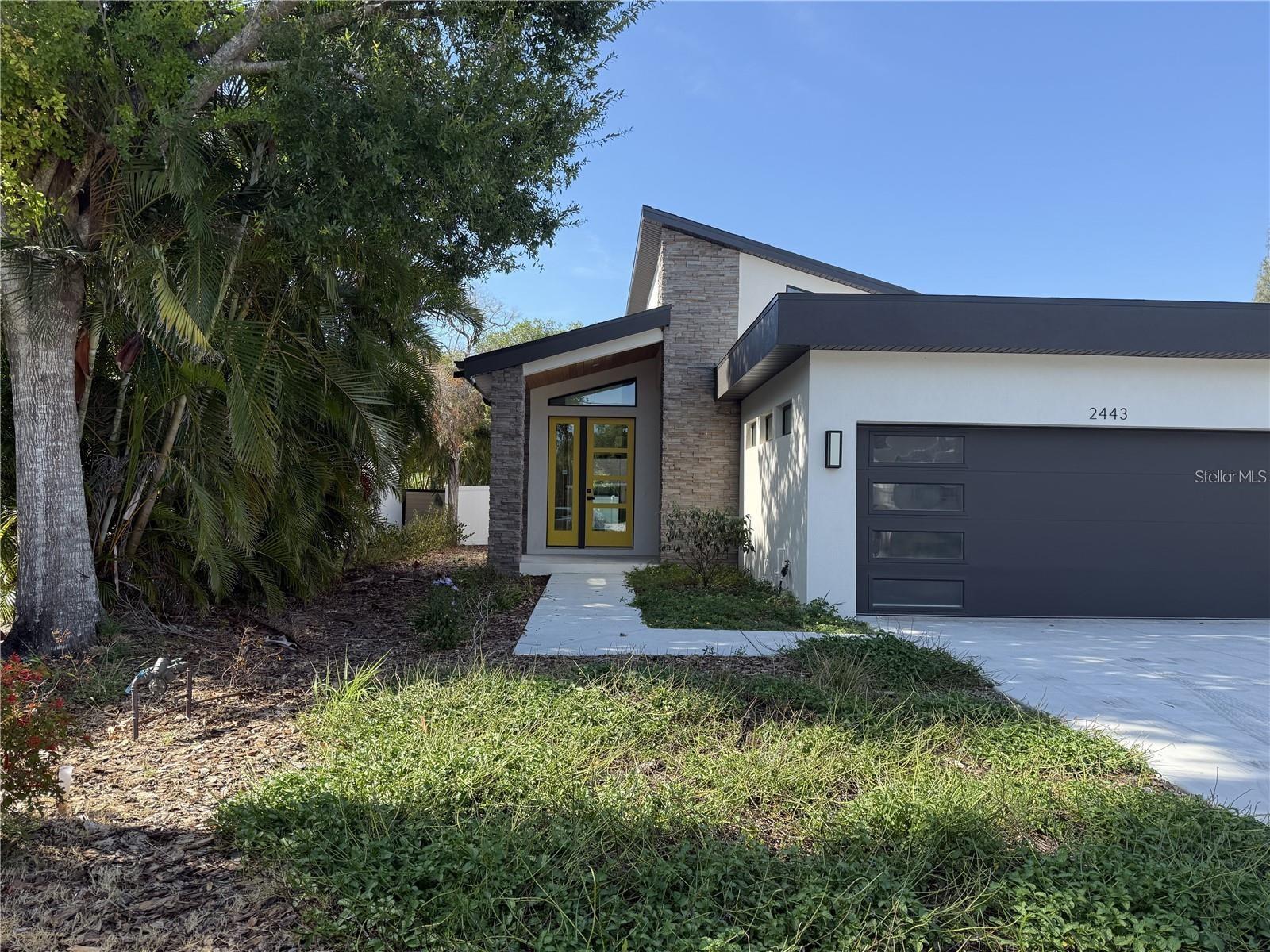 2443 WOOD ST, SARASOTA, FL, 34237