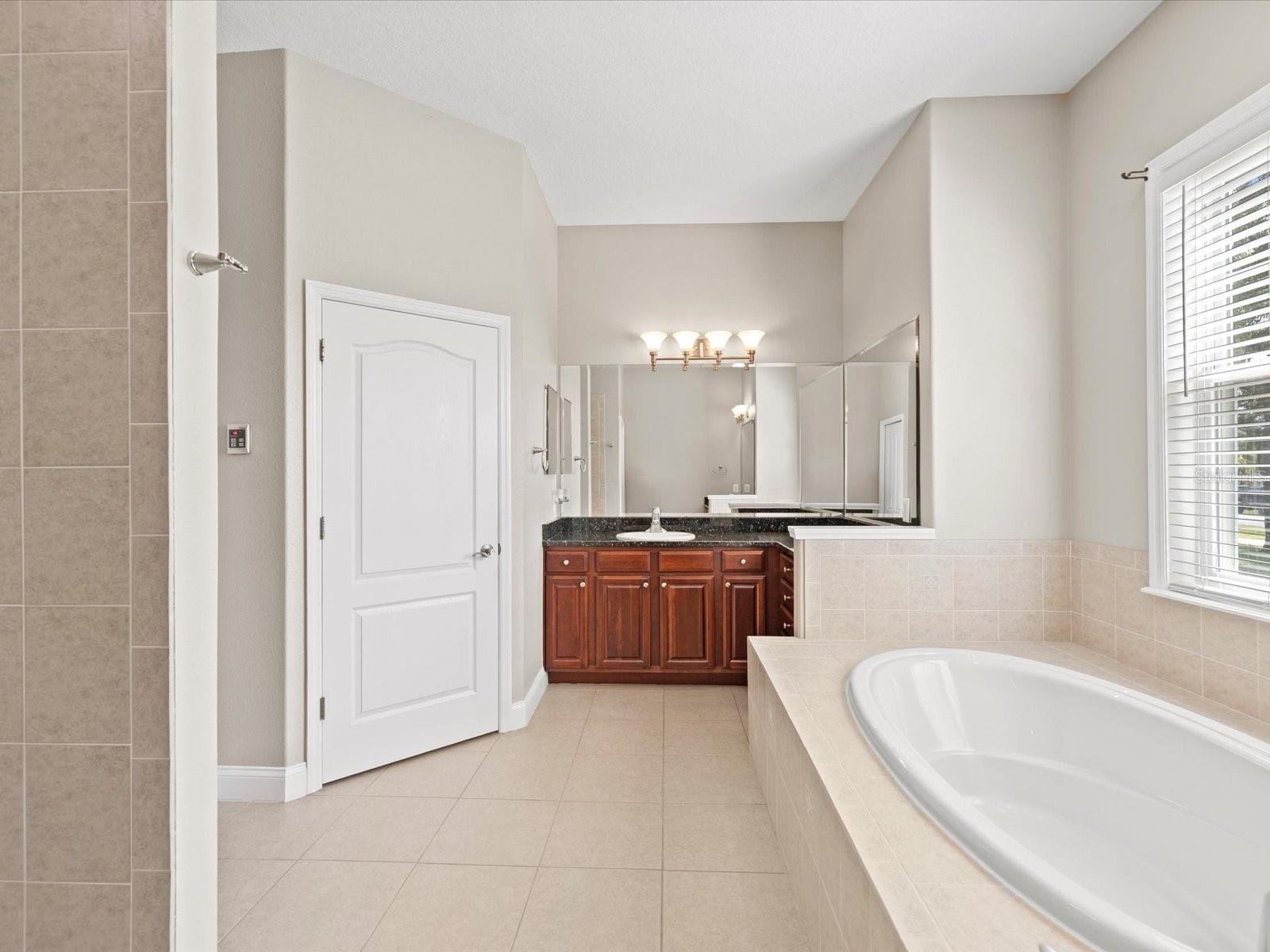 11245 HUMBER RD, WEEKI WACHEE, FL, 34614