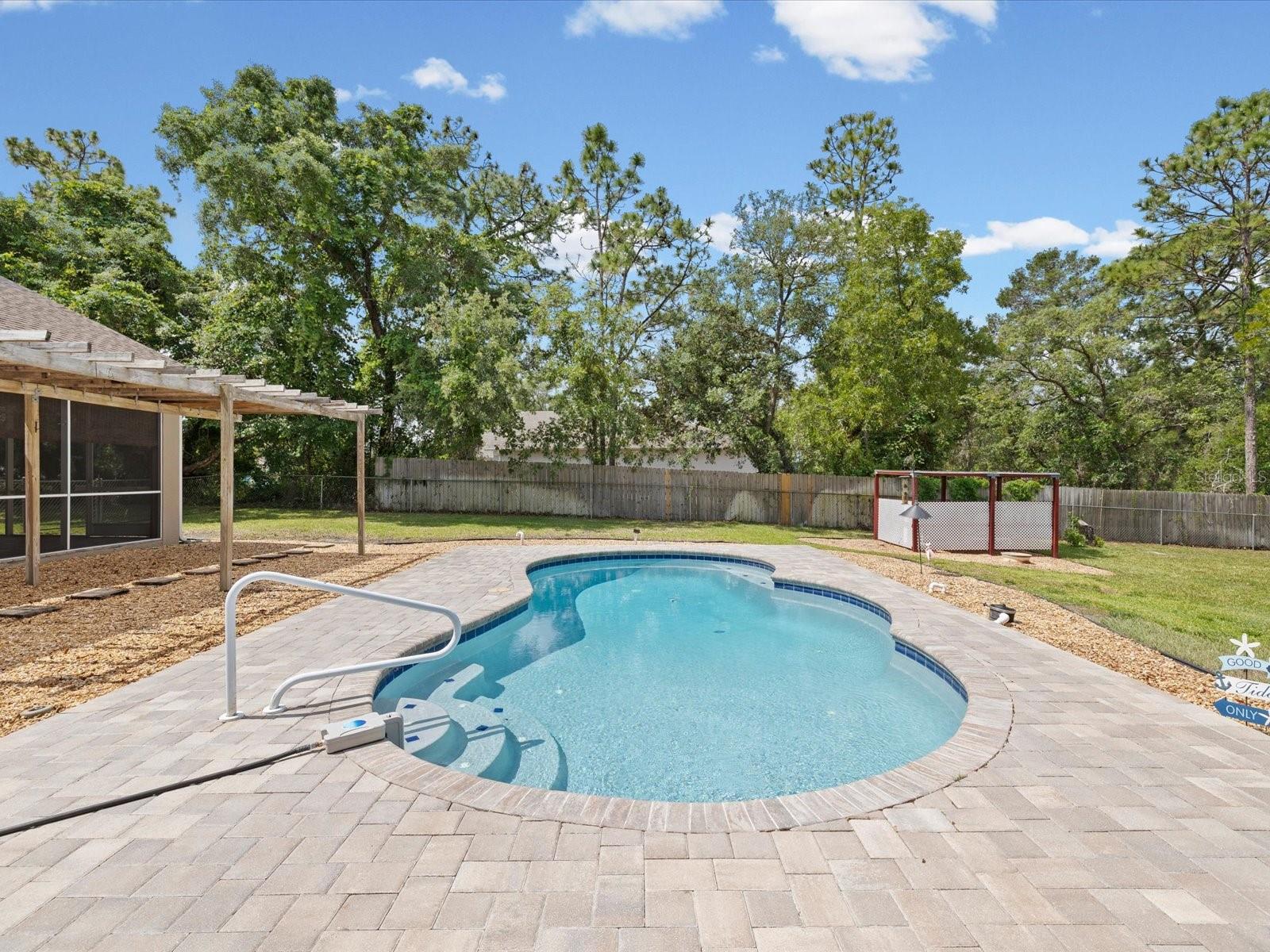11245 HUMBER RD, WEEKI WACHEE, FL, 34614