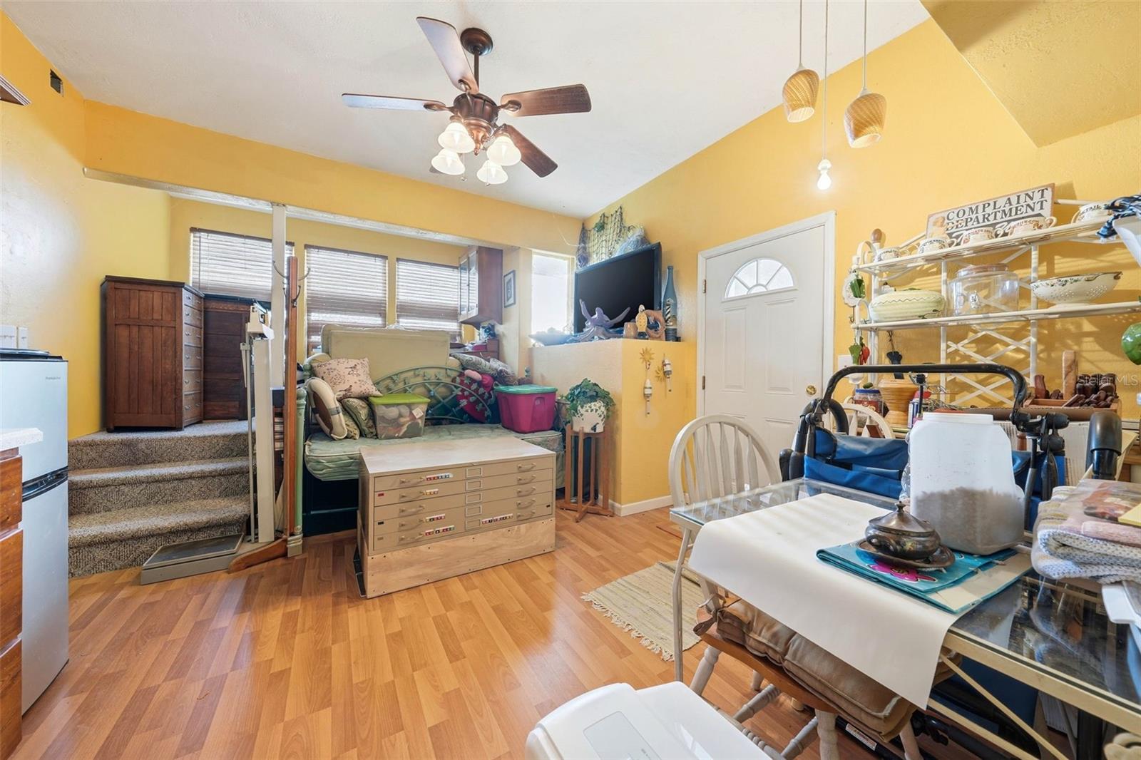400 LAKESHORE DR, EUSTIS, FL, 32726