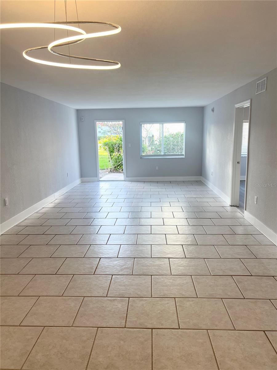 4550 OVERLOOK DR NE #156, ST PETERSBURG, FL, 33703