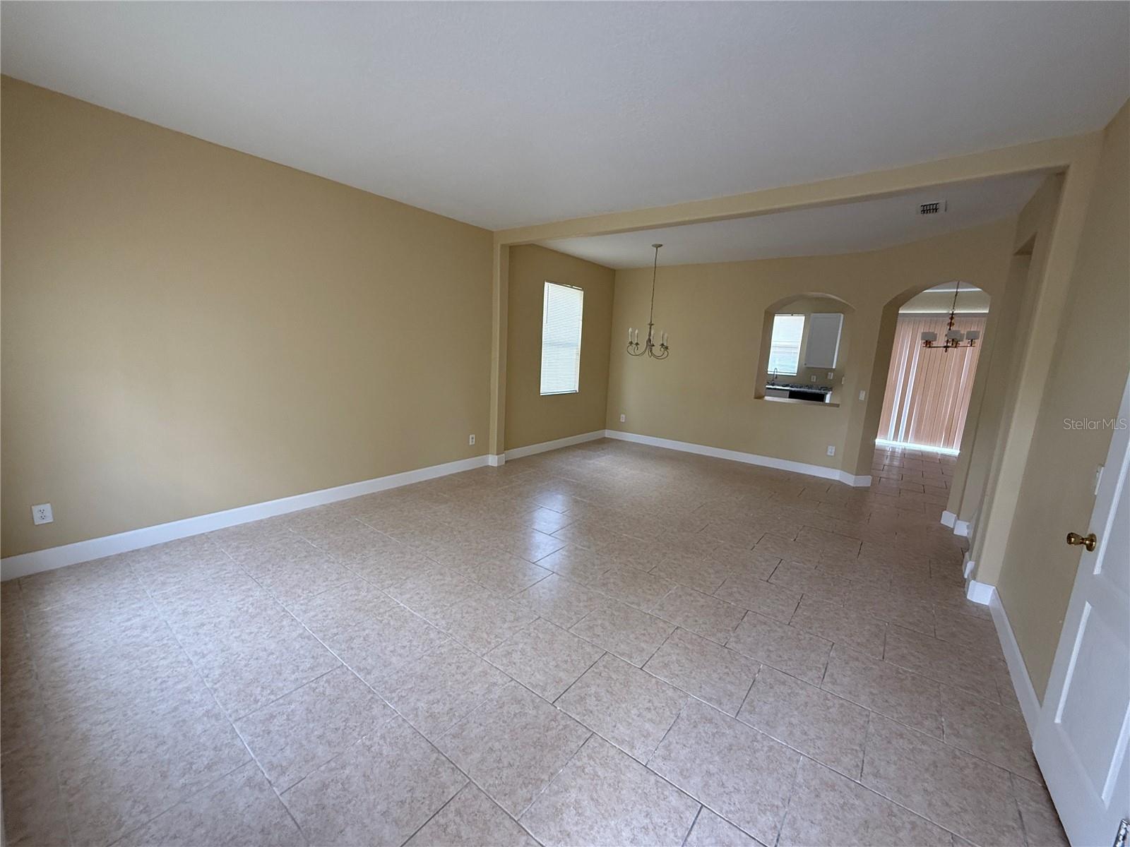 933 WHISPERING CYPRESS LN, ORLANDO, FL, 32824