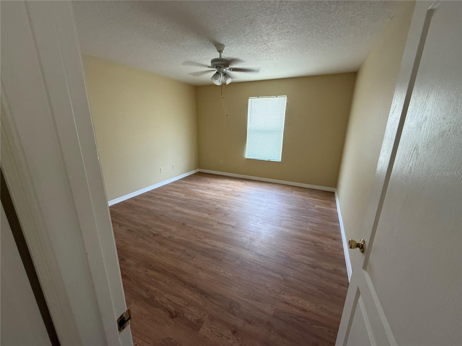 933 WHISPERING CYPRESS LN, ORLANDO, FL, 32824
