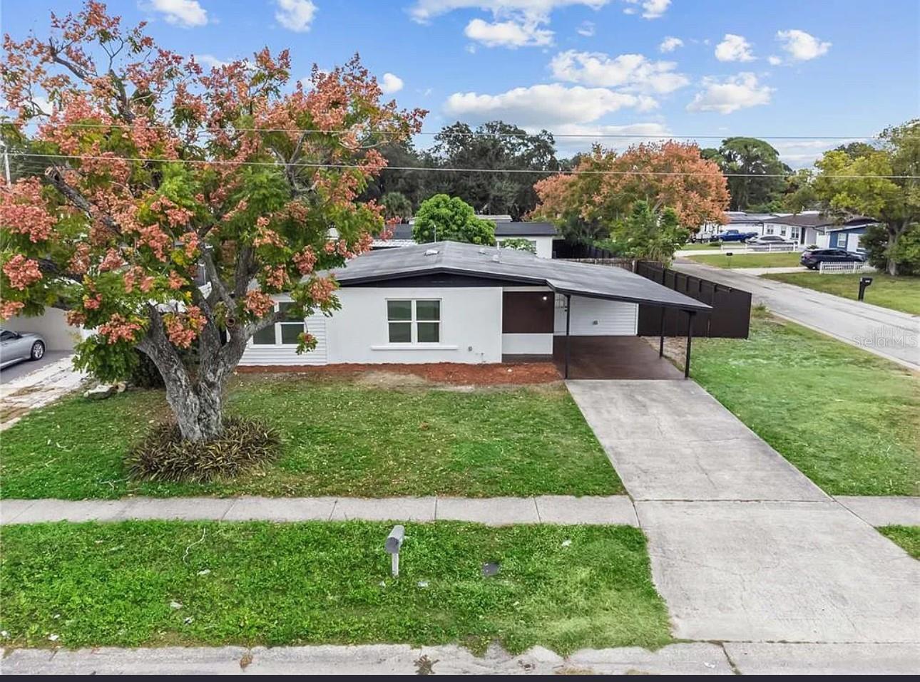 5101 TOWN N COUNTRY BLVD, TAMPA, FL, 33615