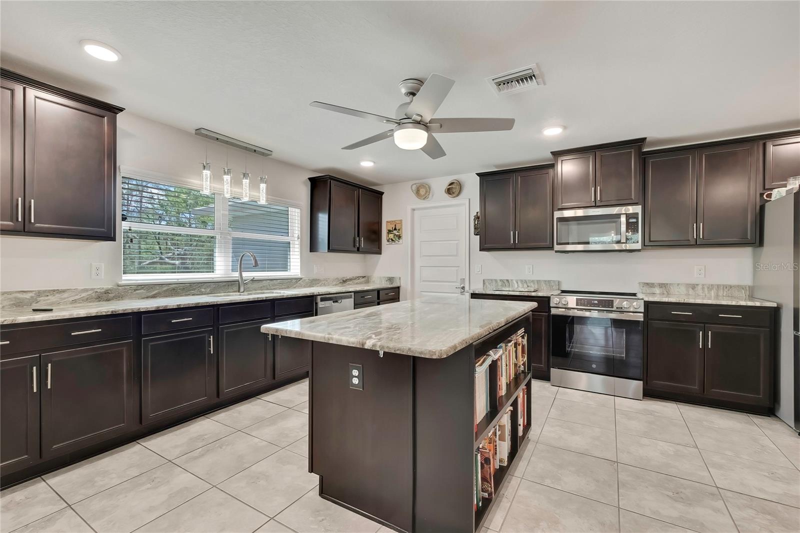 24 TALL MARIGOLDS CT, HOMOSASSA, FL, 34446