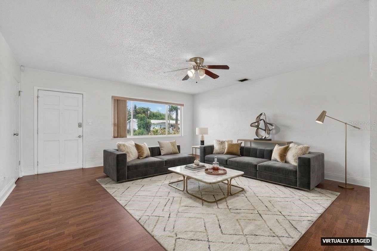 3673 SEAROBIN DR SE, ST PETERSBURG, FL, 33705