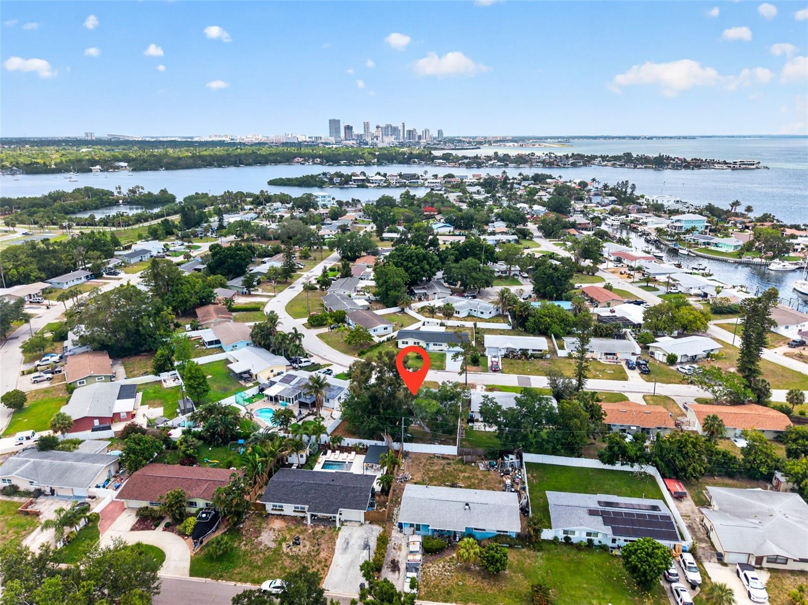 3673 SEAROBIN DR SE, ST PETERSBURG, FL, 33705