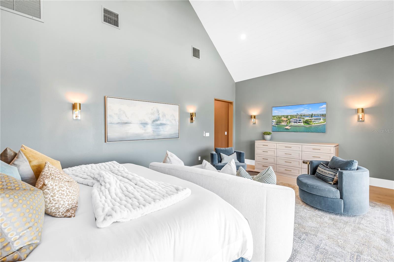 386 26TH AVE SE, ST PETERSBURG, FL, 33705
