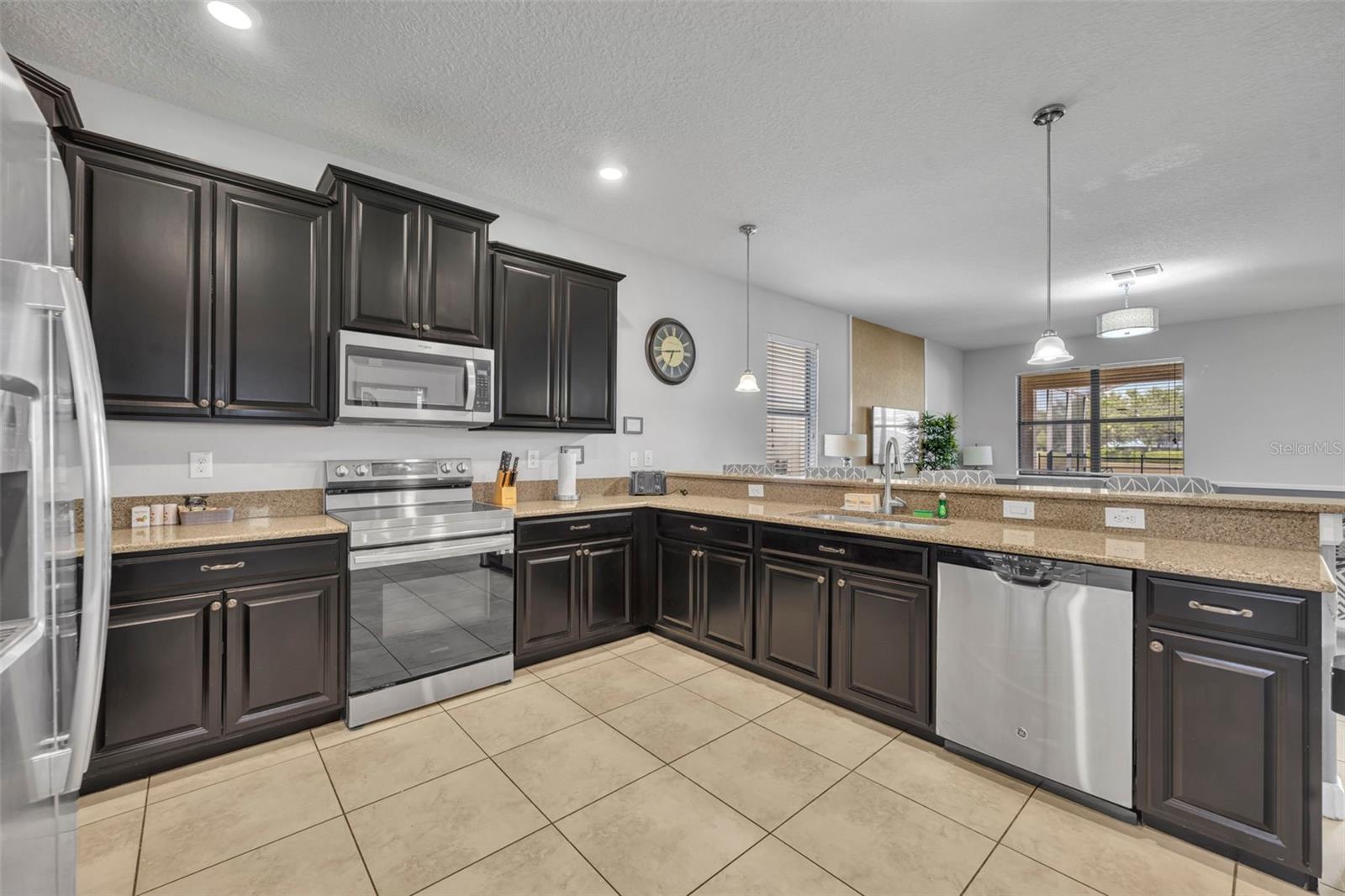 1435 ROLLING FAIRWAY DR, DAVENPORT, FL, 33896