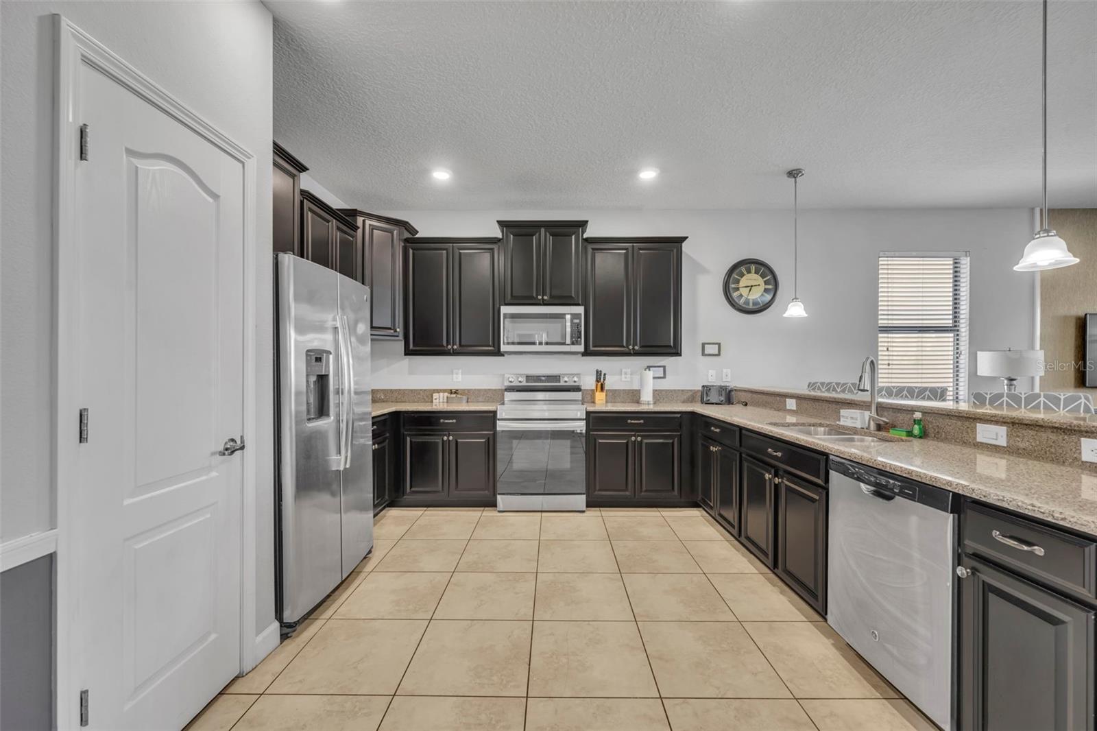 1435 ROLLING FAIRWAY DR, DAVENPORT, FL, 33896