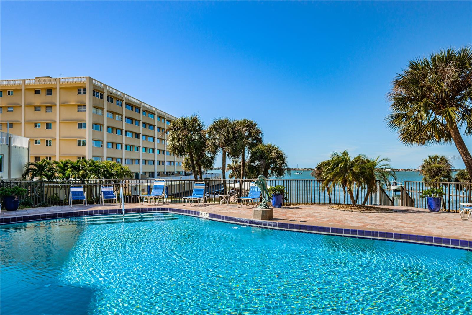100 BLUFF VIEW DR #604C, BELLEAIR BLUFFS, FL, 33770