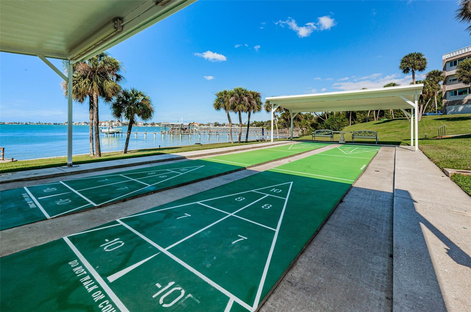 100 BLUFF VIEW DR #604C, BELLEAIR BLUFFS, FL, 33770