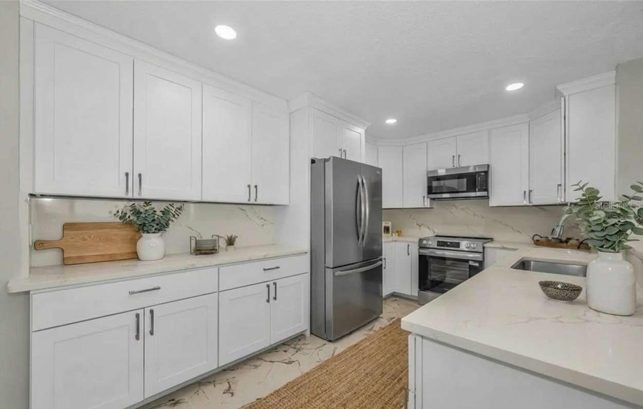 100 BLUFF VIEW DR #604C, BELLEAIR BLUFFS, FL, 33770