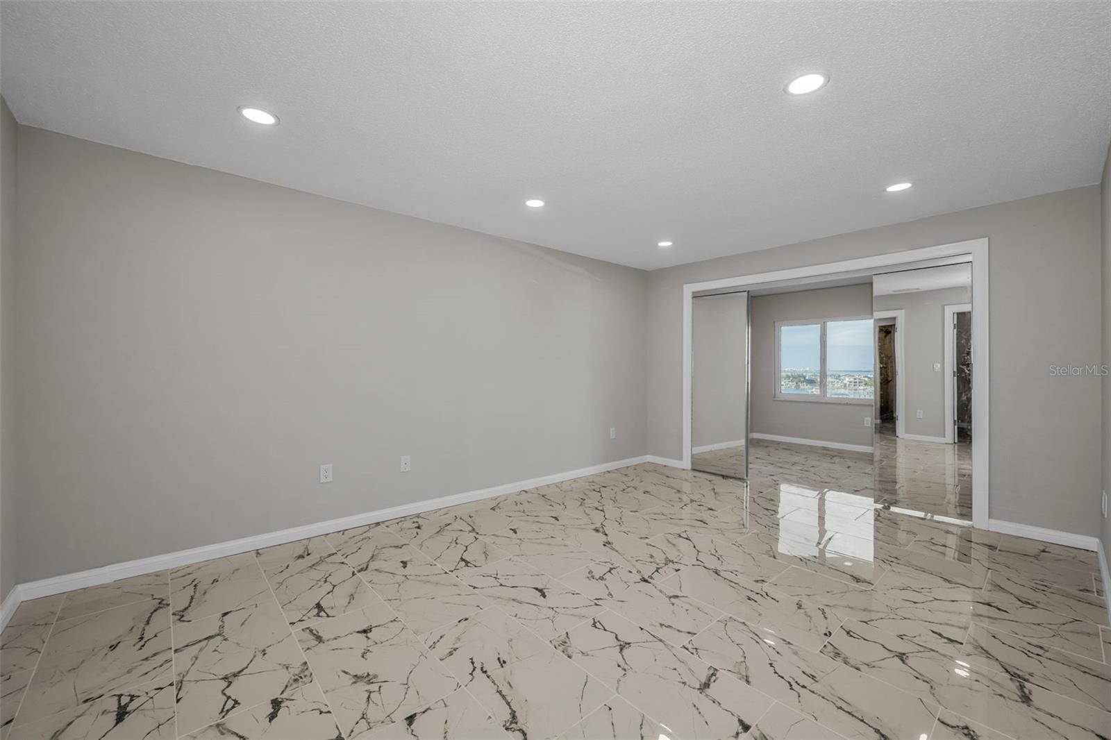 100 BLUFF VIEW DR #604C, BELLEAIR BLUFFS, FL, 33770