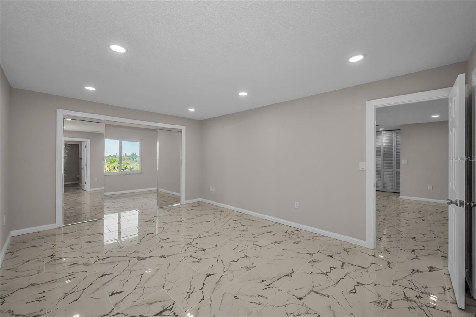 100 BLUFF VIEW DR #604C, BELLEAIR BLUFFS, FL, 33770