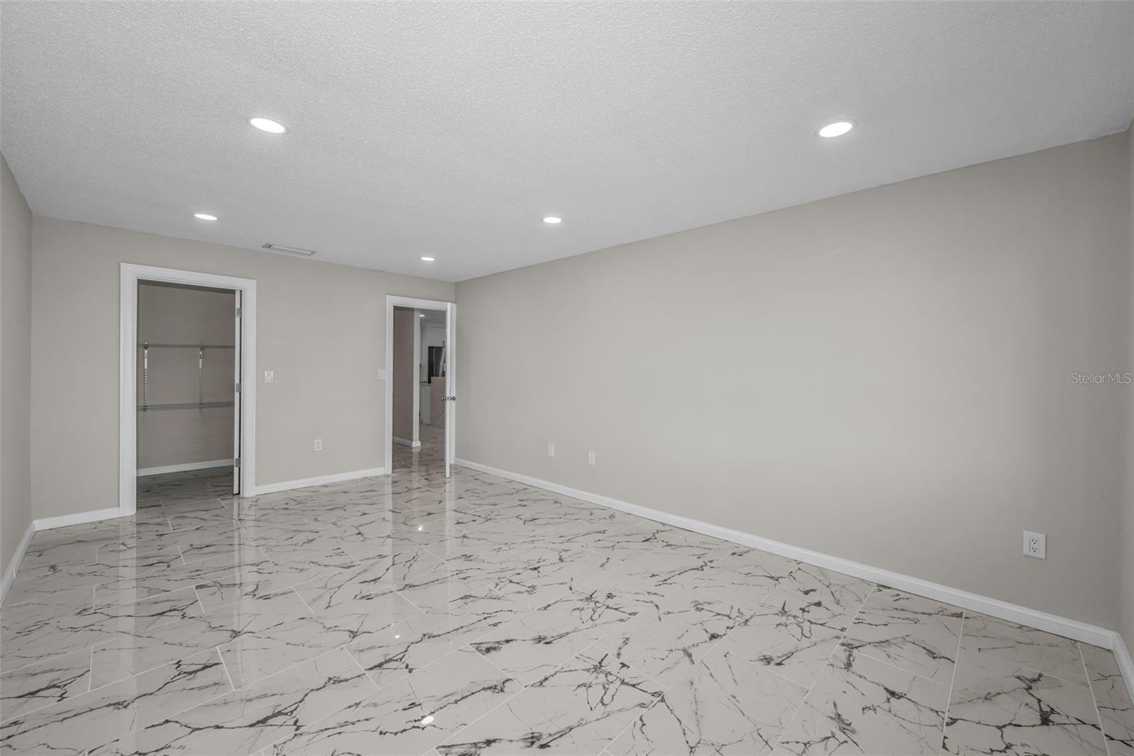 100 BLUFF VIEW DR #604C, BELLEAIR BLUFFS, FL, 33770