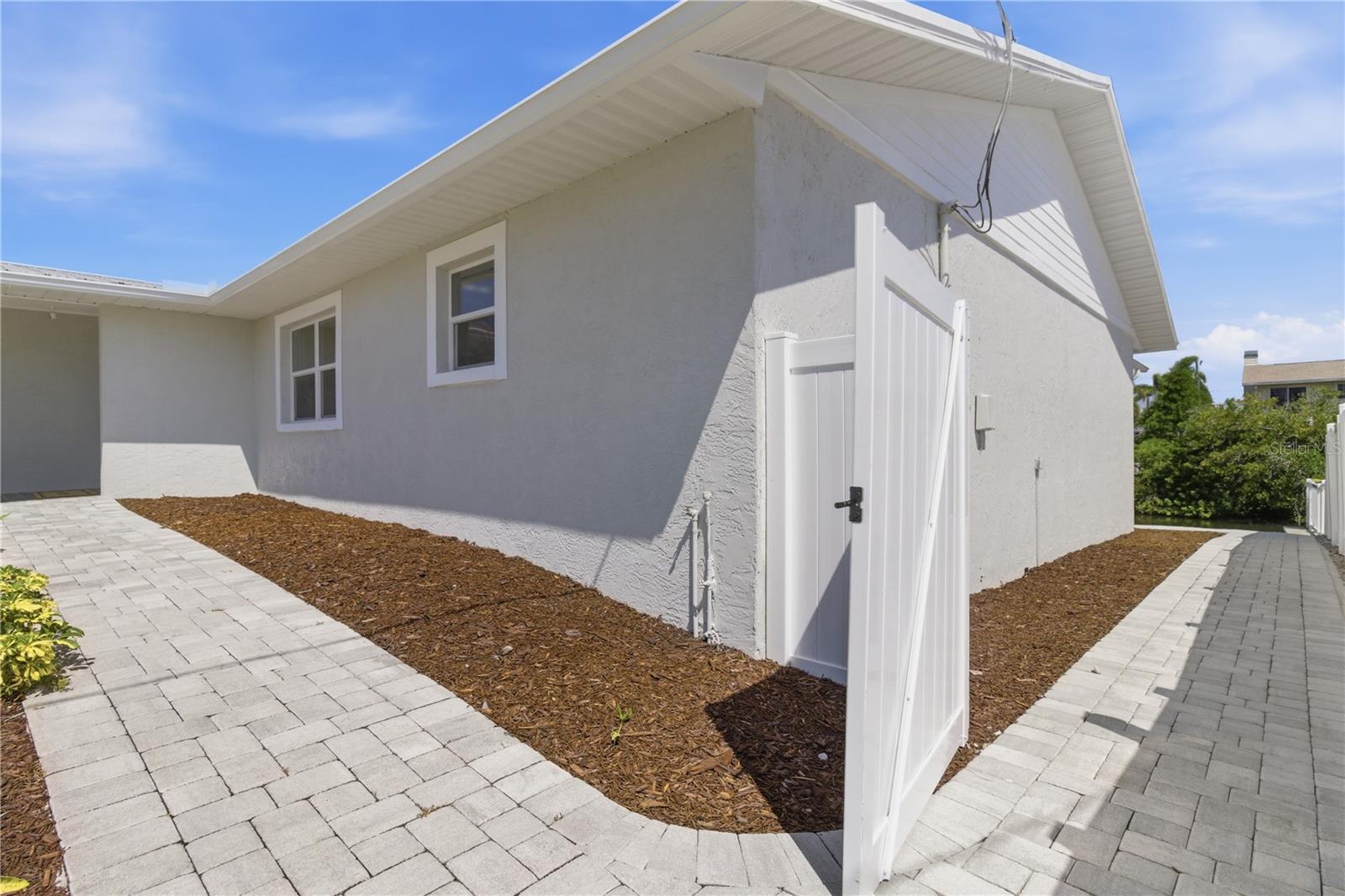 4219 2ND AVE NE, BRADENTON, FL, 34208