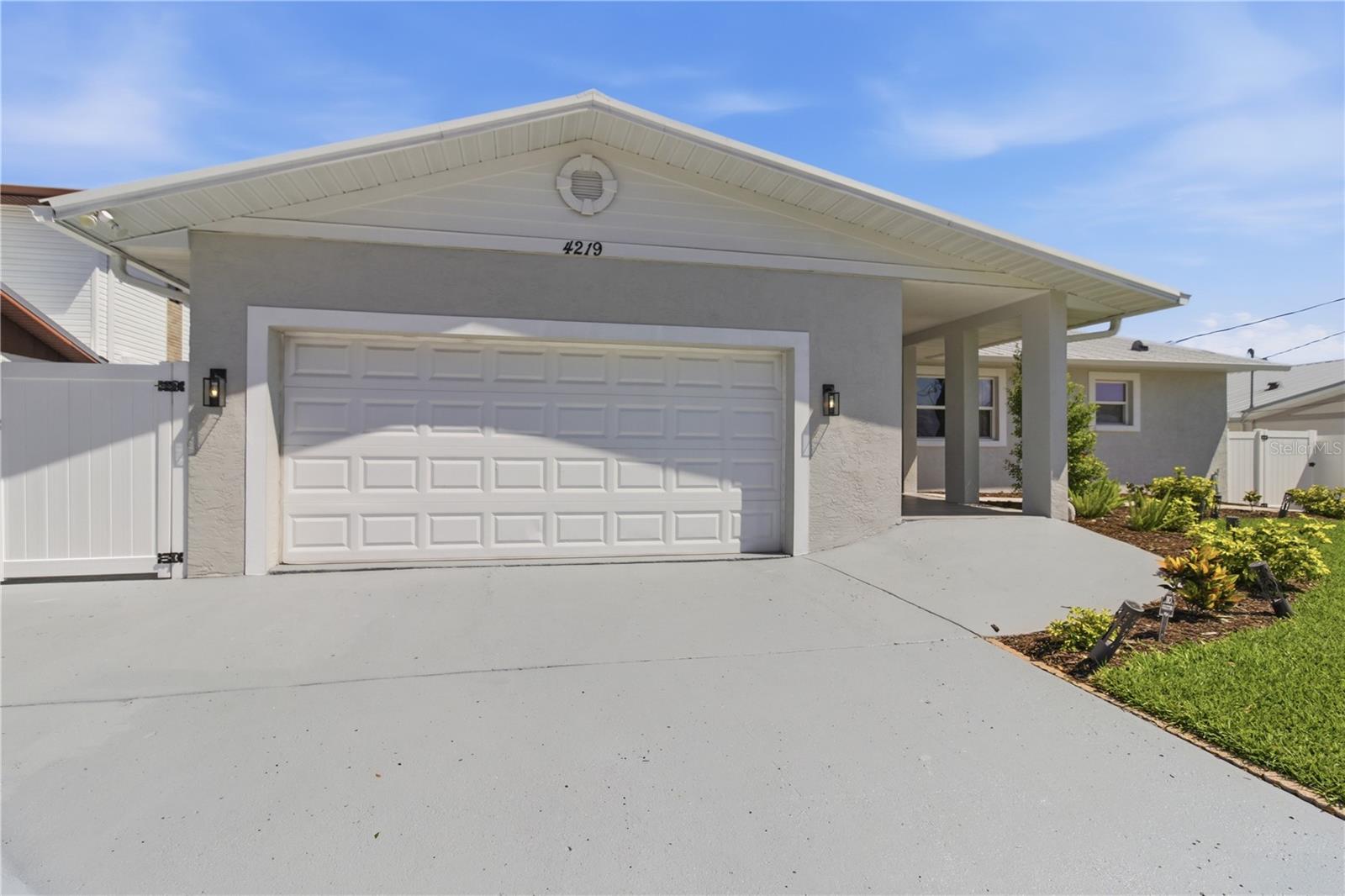4219 2ND AVE NE, BRADENTON, FL, 34208