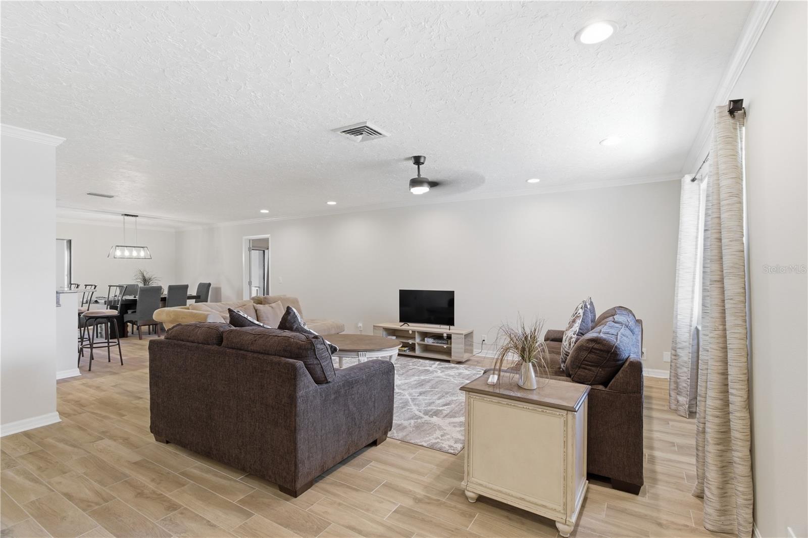 4219 2ND AVE NE, BRADENTON, FL, 34208