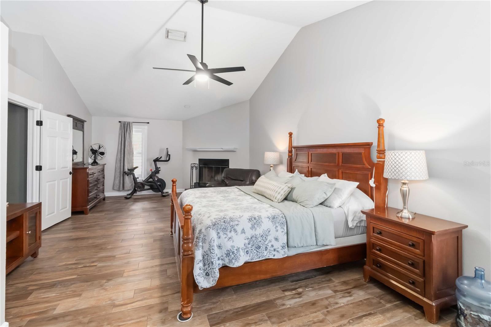 28424 DEEDRA DR, WESLEY CHAPEL, FL, 33544
