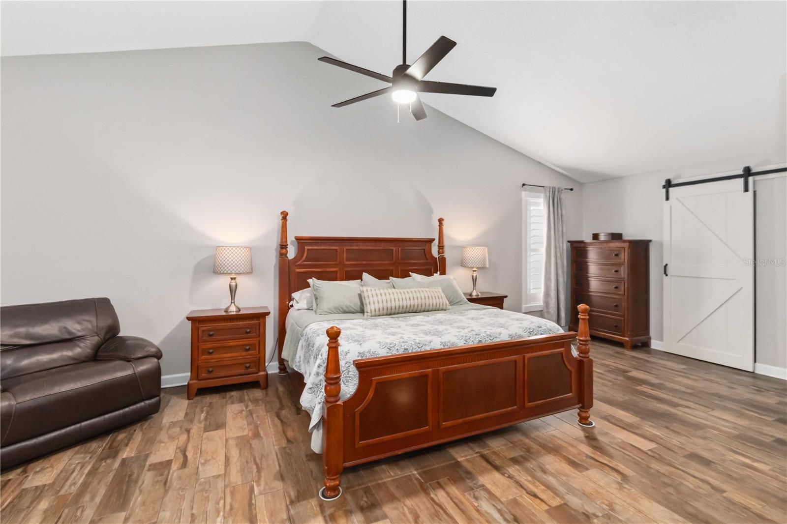 28424 DEEDRA DR, WESLEY CHAPEL, FL, 33544