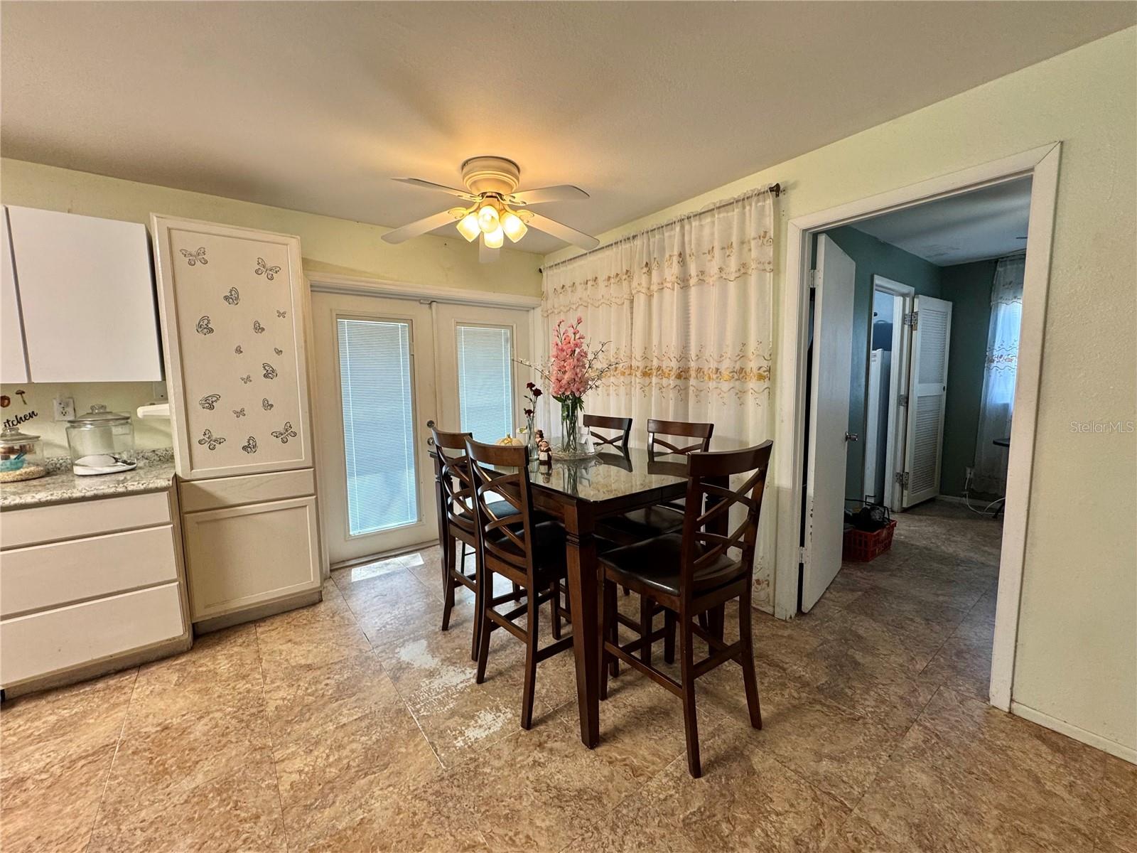 12309 CAMBRIDGE AVE, TAMPA, FL, 33624