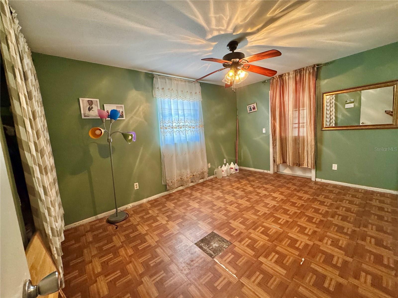 12309 CAMBRIDGE AVE, TAMPA, FL, 33624
