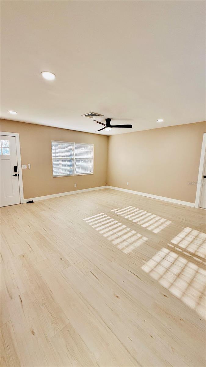 6409 ROSEWOOD DR, TAMPA, FL, 33615