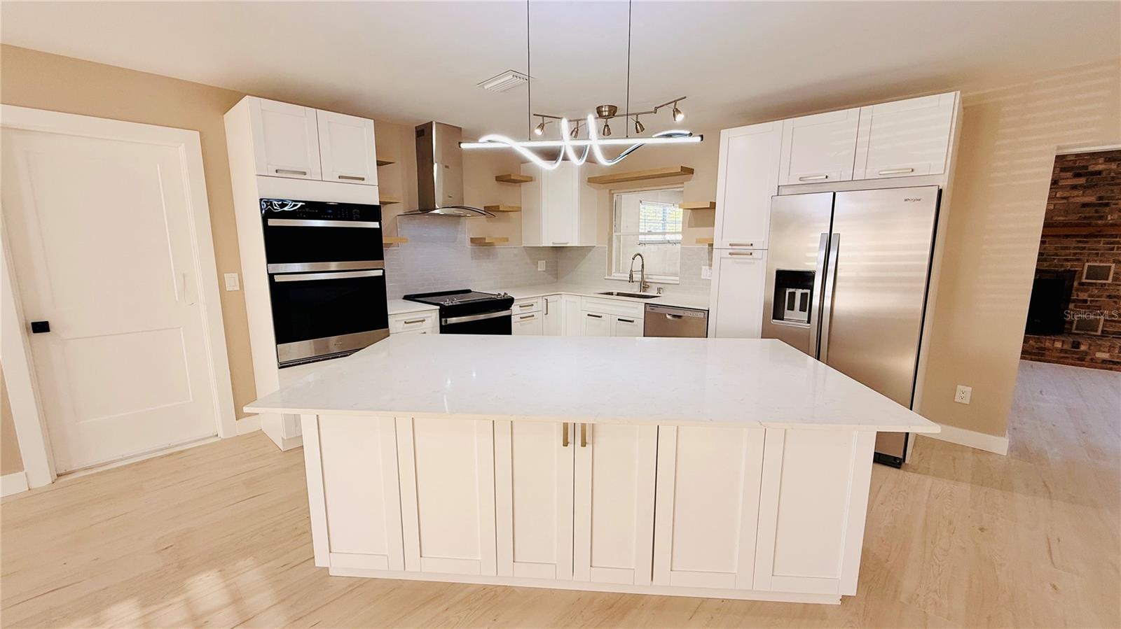 6409 ROSEWOOD DR, TAMPA, FL, 33615