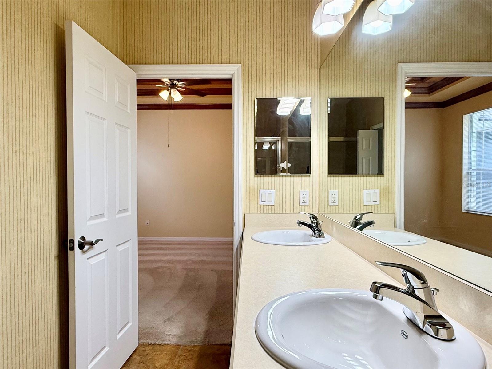 4064 ALCOTT CIR, ORLANDO, FL, 32828