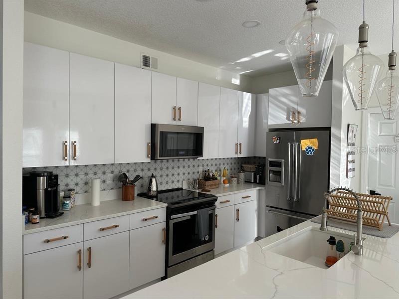 2271 STONE CROSS CIR, ORLANDO, FL, 32828