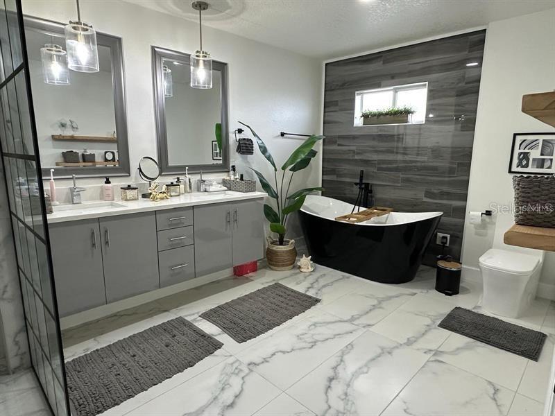 2271 STONE CROSS CIR, ORLANDO, FL, 32828