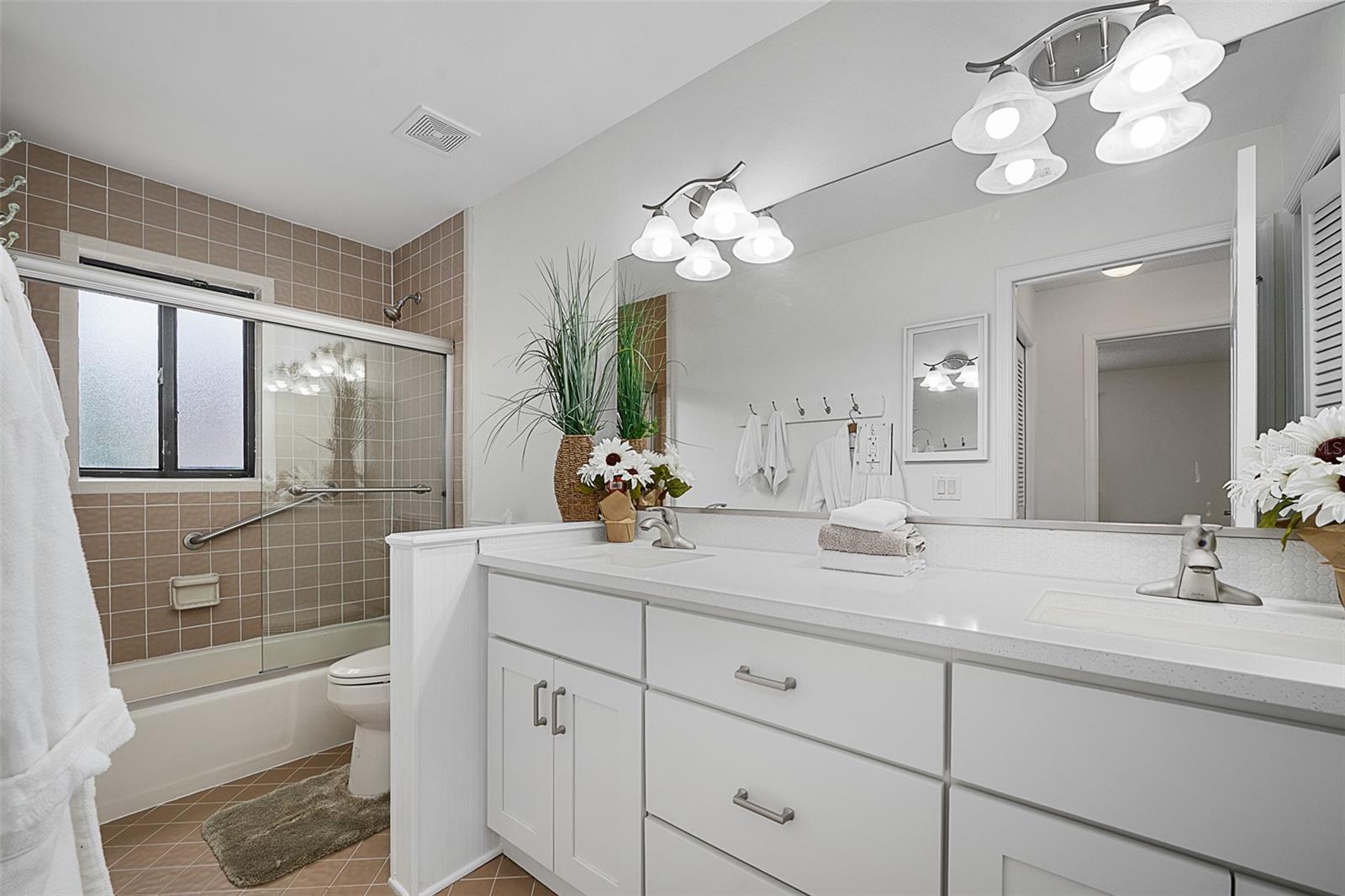 1 CROOKED BRIDGE WAY, ORMOND BEACH, FL, 32174